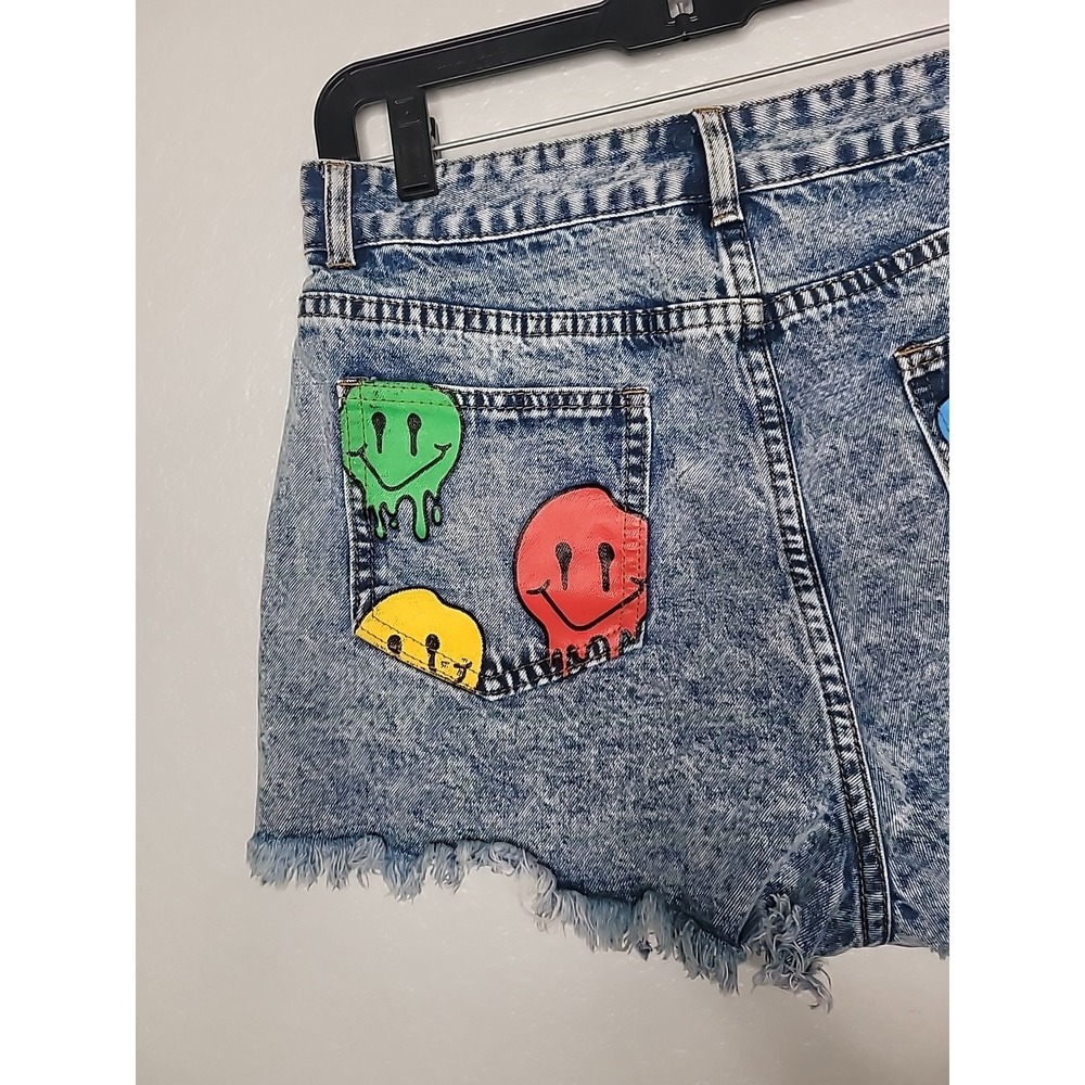 Smiley Face Denim Shorts Womens L Distressed Cut Off Festival Summer - Picture 4 of 13